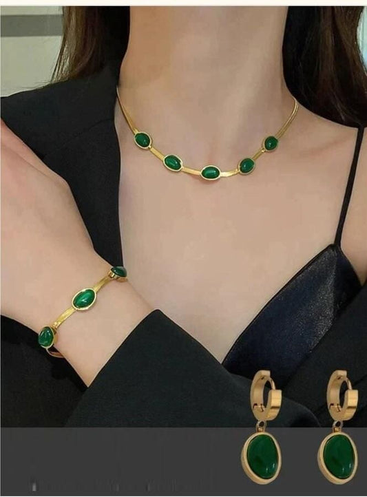 Oval Green Crystal Pendant Necklace Set With Bracelet 62c3b7-b5 